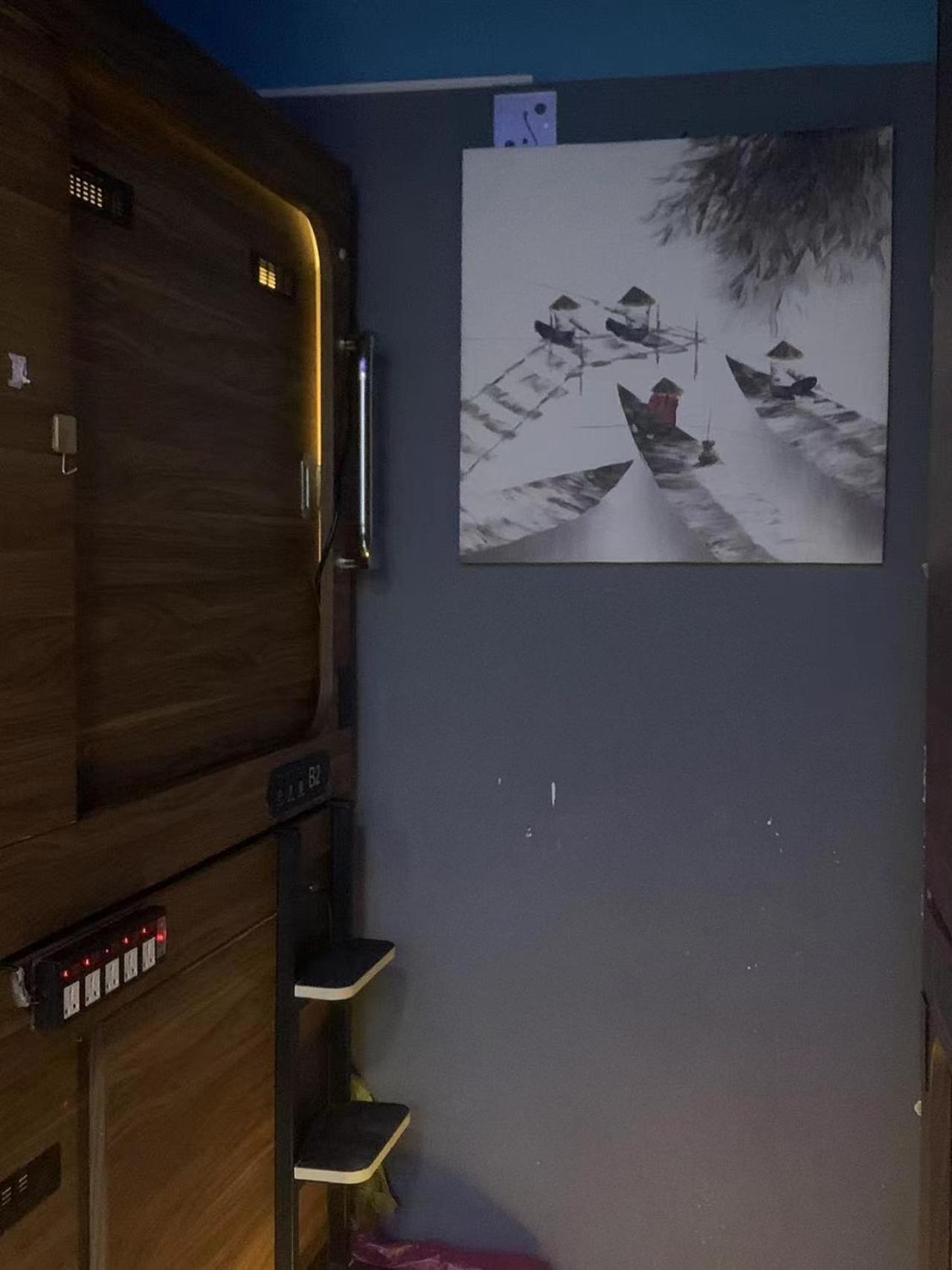 Sleep cubee capsule hotel Hong Kong Exterior foto