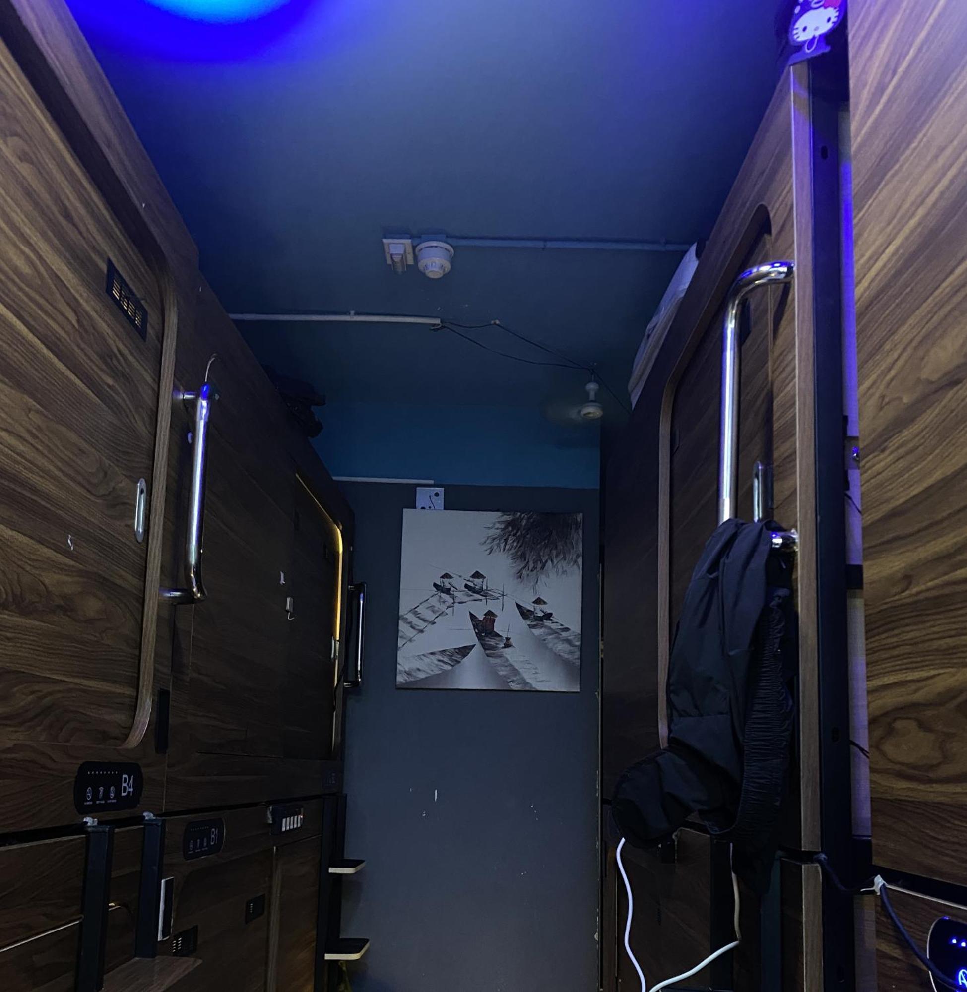 Sleep cubee capsule hotel Hong Kong Exterior foto