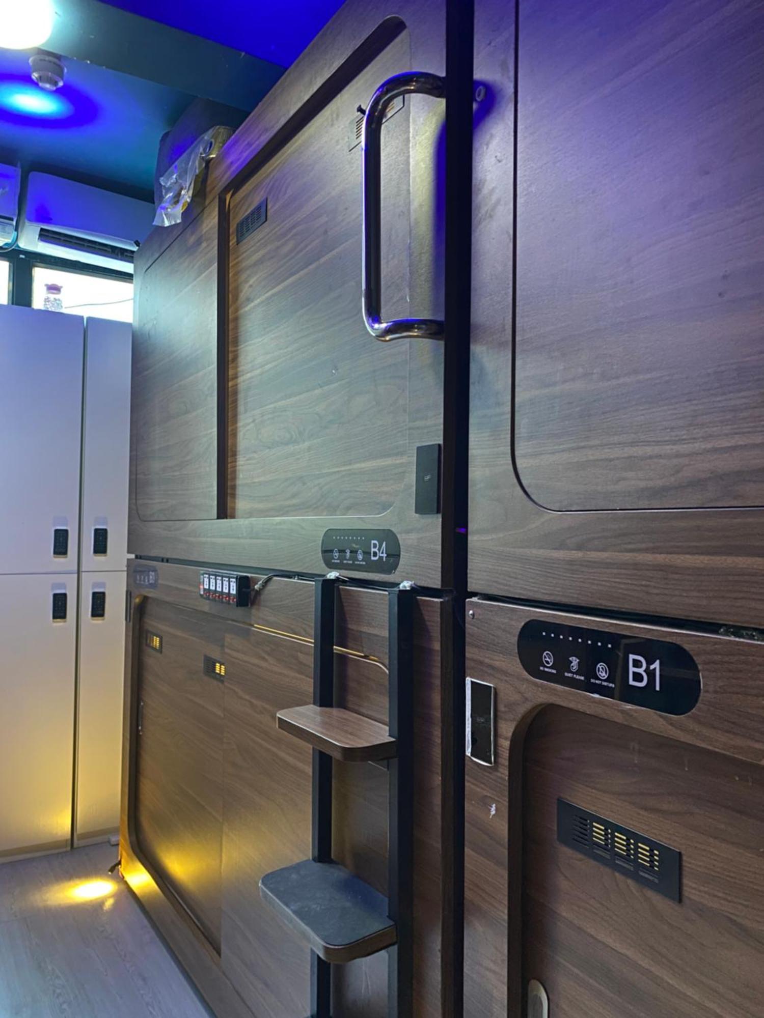 Sleep cubee capsule hotel Hong Kong Exterior foto