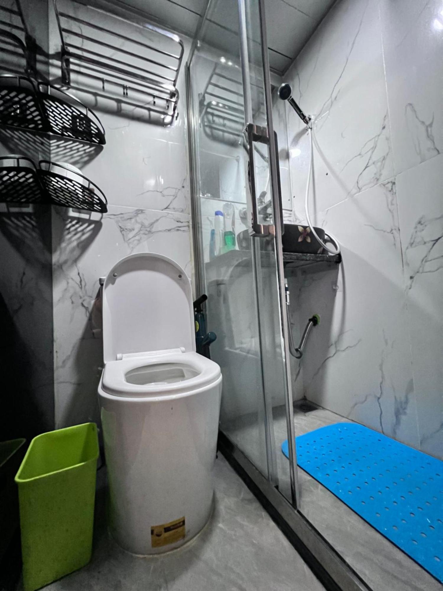 Sleep cubee capsule hotel Hong Kong Exterior foto